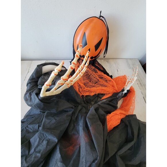 Hanging jack-o'-lantern Halloween home decor Grim reaper scary prop - Picture 2 of 11